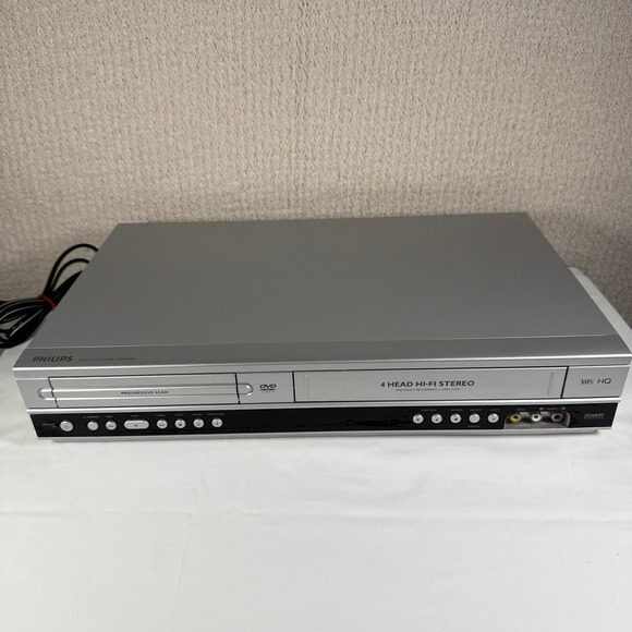 Philips DVD/VCR Player Combo DVP3340V REMOTE/CABLES *TESTED - WORKS GREAT* - Picture 2 of 9